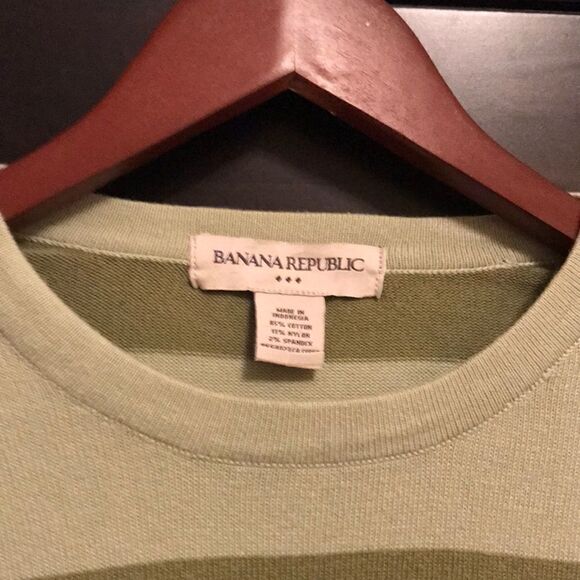 Banana Republic Green Stripe Sweater - Size Small - Picture 3 of 7